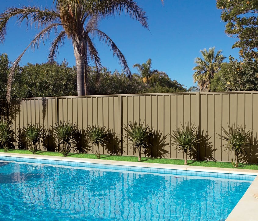 Fencing Fences Fence Good Neighbour Superdek NZ 01